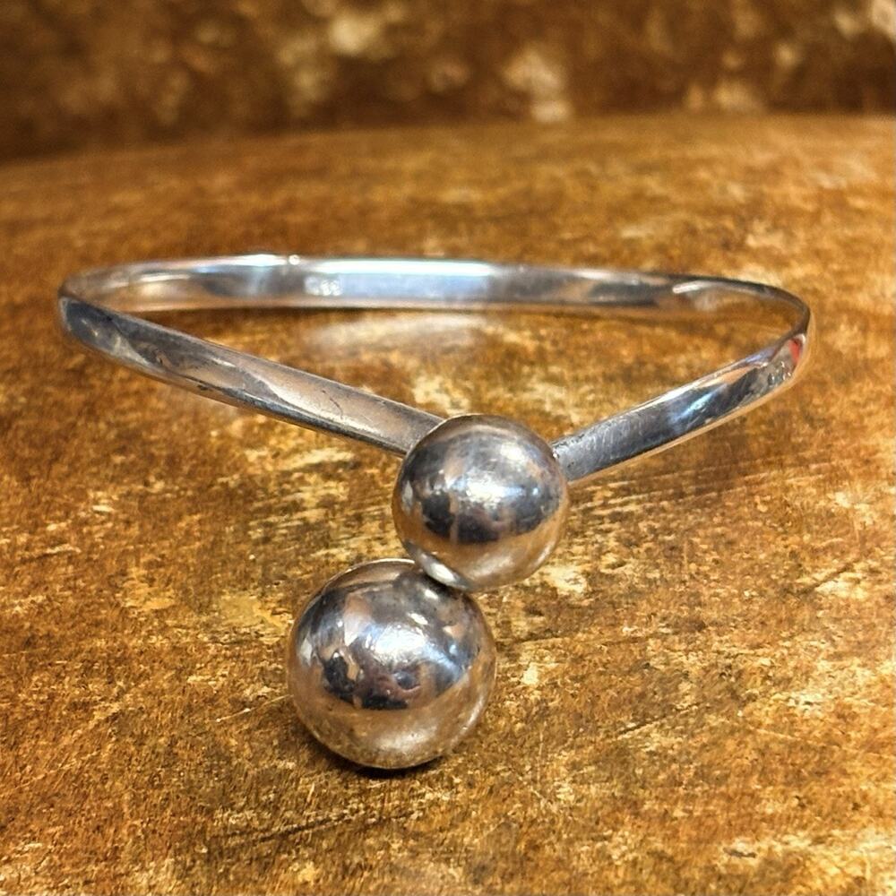Sterling Silver Torque Bracelet w/ Double Ball/Bypass Vintage - Picture 2 of 8